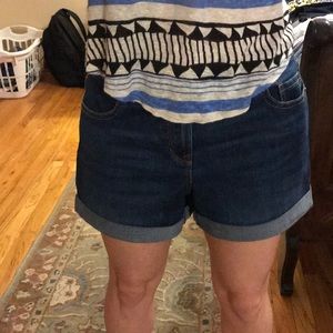 Old Navy boyfriend jean shorts